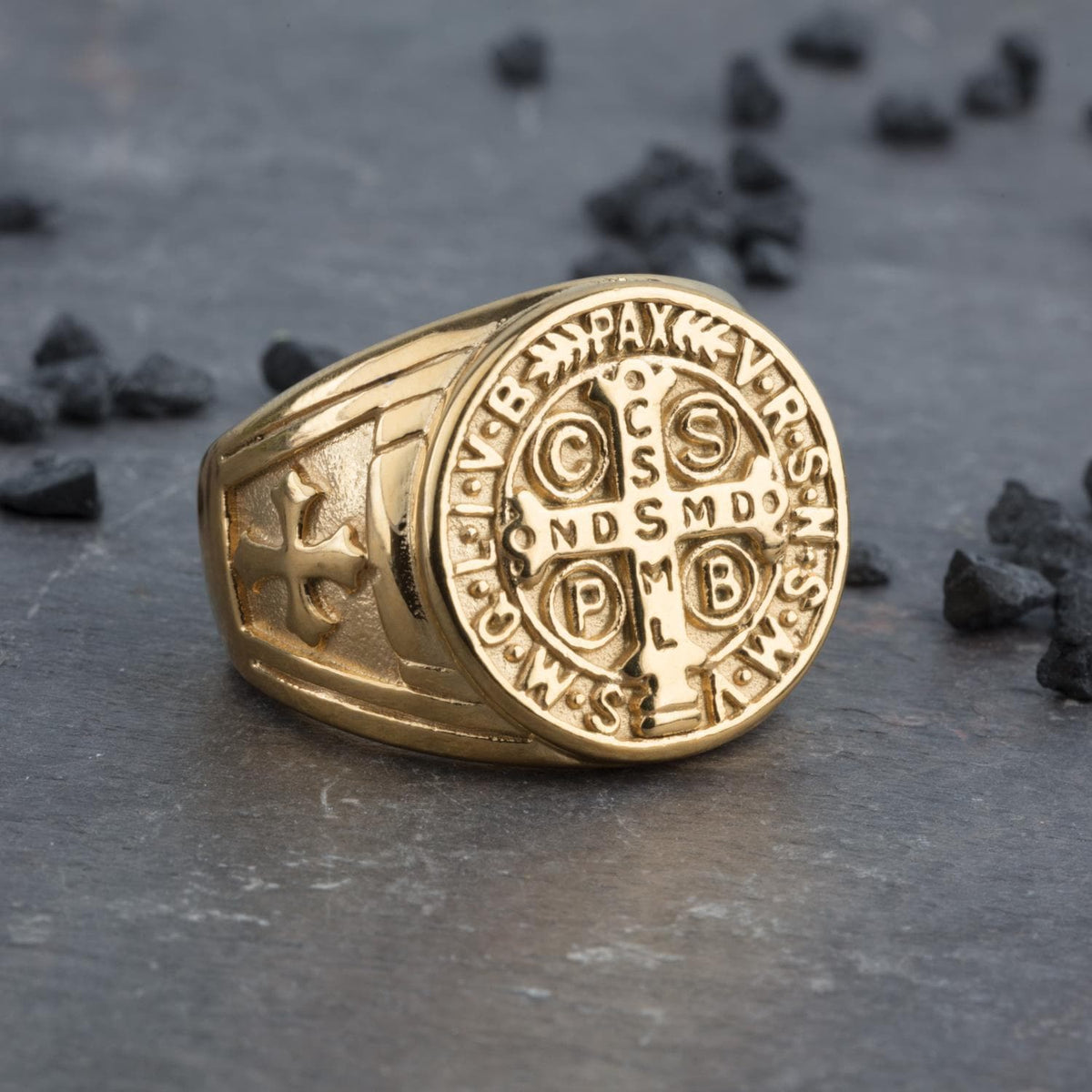 St Benedict Men's Gold Plated Ring